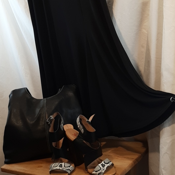 K STUDIO COLLECTION DRESS - Picture 7 of 7